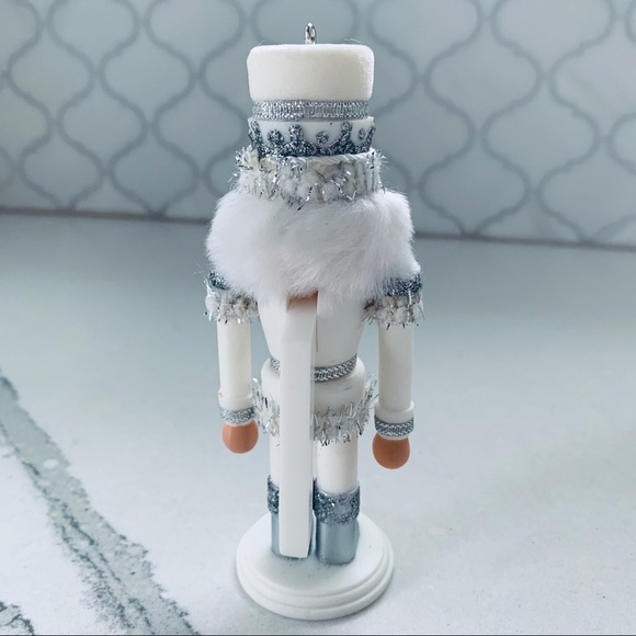 Hallmark 2012 Notable Nutcracker Club Ornament NWT - Picture 4 of 11